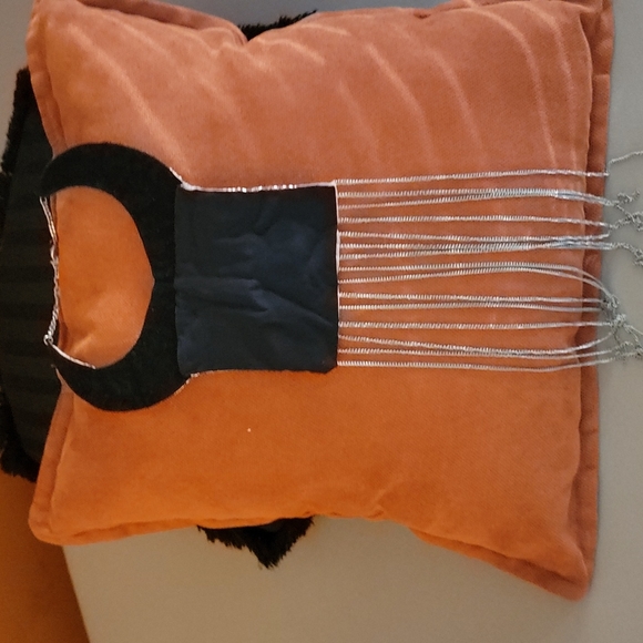 Ladies Unique Custom Necklace - Picture 5 of 5